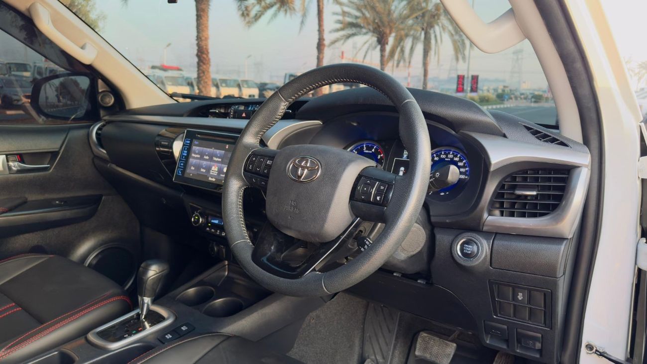 Toyota Hilux PREMIUM CONDITION | RHD | 2.8L DIESEL | 2017 | BOOT COVER | ELECTRIC SEAT