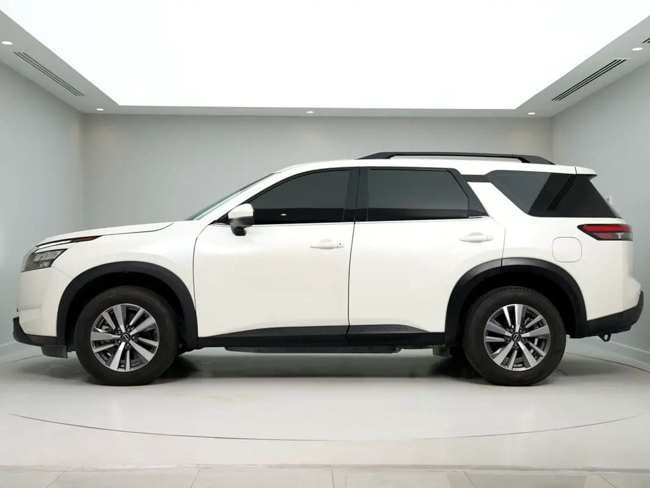 نيسان باثفايندر S GCC Specs | LOW Mileage | | S trim