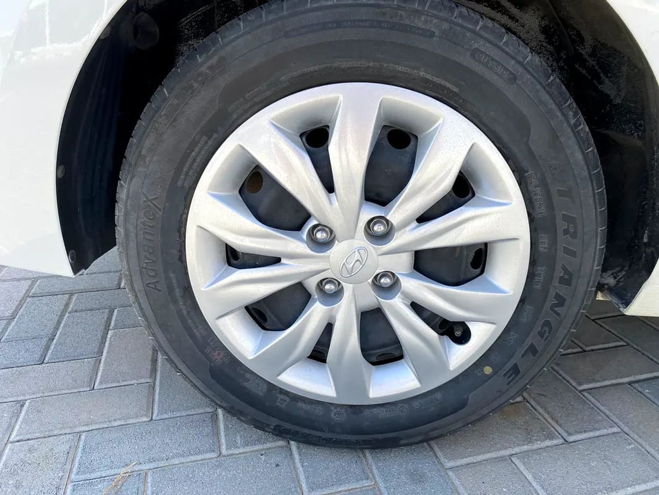 Hyundai Accent GL 1.4L (107 HP) Sedan Ramadan Promotion | NO CONVENIENCE FEES l Under warranty | Certified Pre-owne