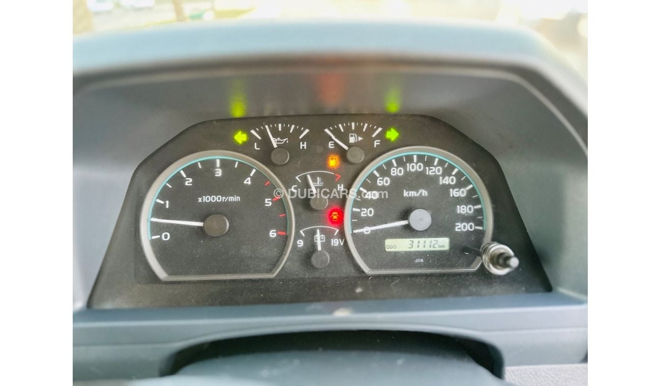 تويوتا لاند كروزر بيك آب