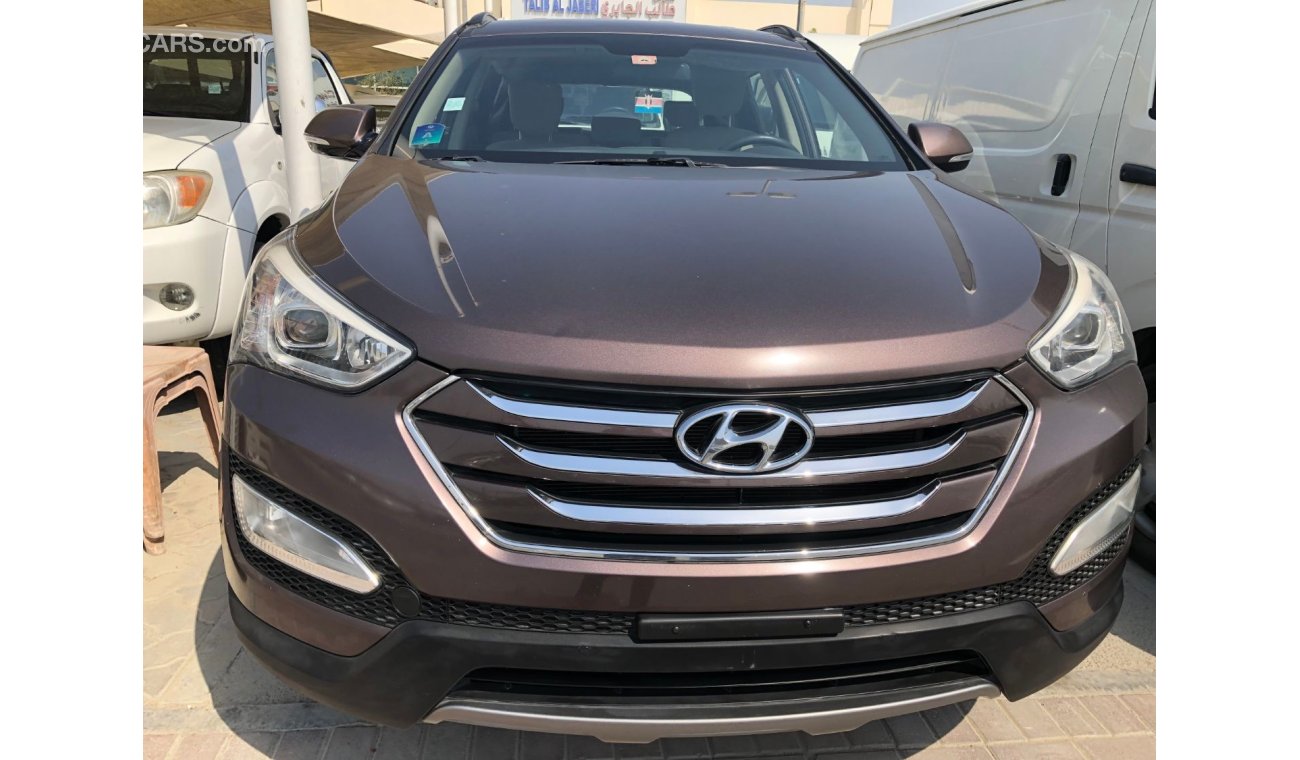 Hyundai Santa Fe Hyundai Santa Fe,model:2016. Excellent condition