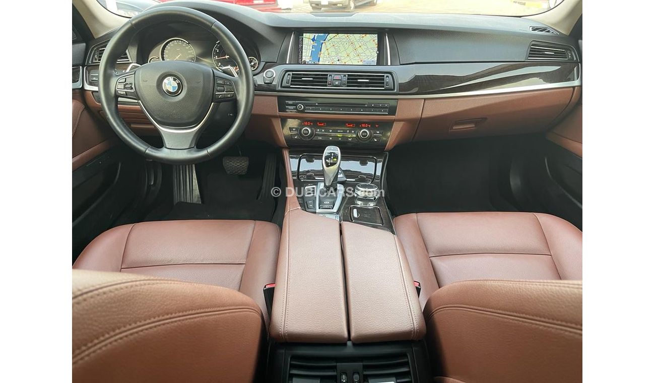 BMW 528i Std BMW 528_Gcc_2015_Excellent_Condition _Full option