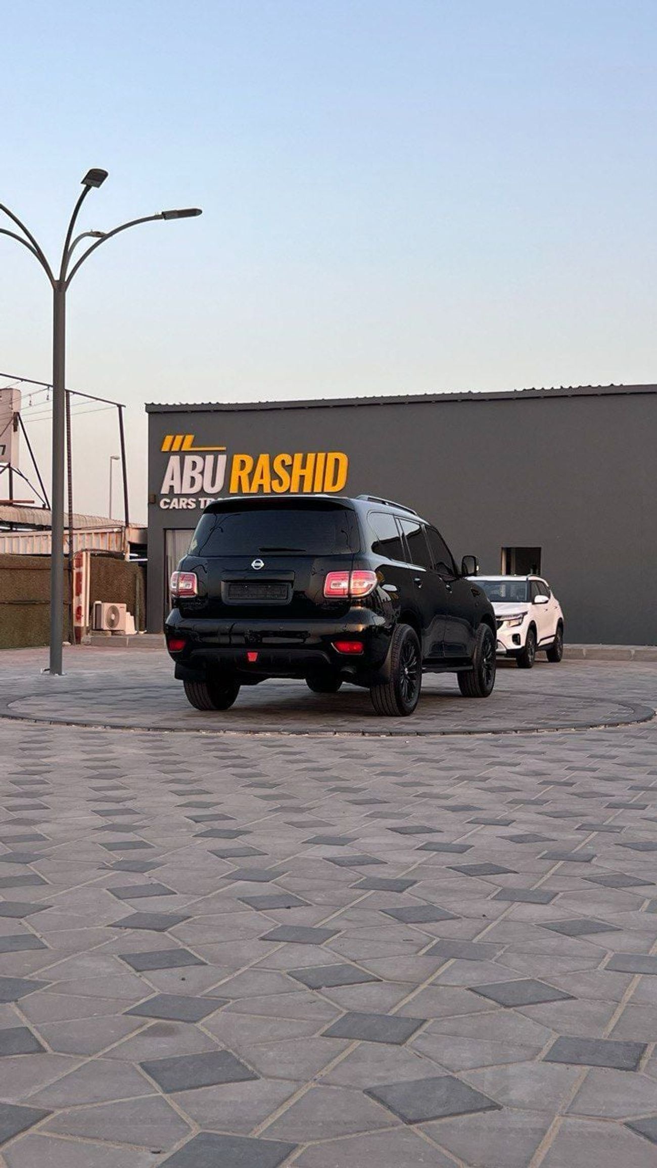 نيسان باترول LE Platinum 5.6L