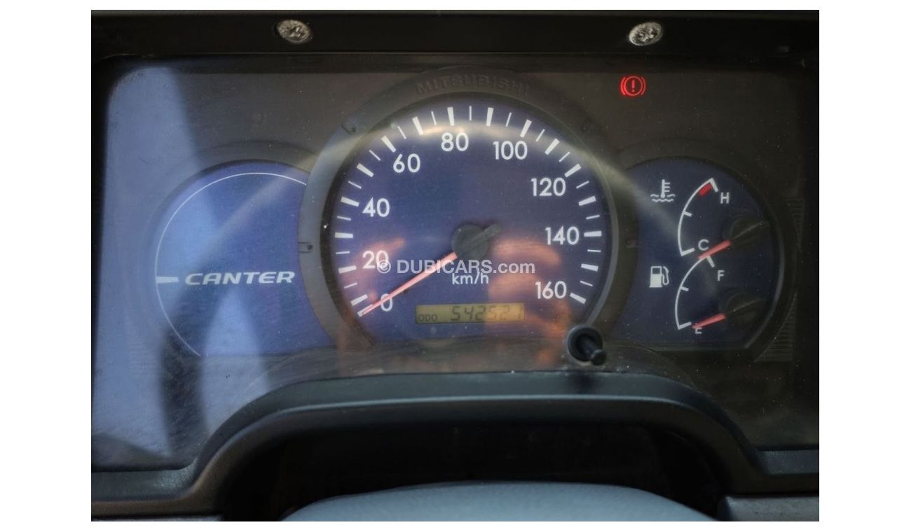 Mitsubishi Fuso Canter Fuso | Freezer Box, Thermoking MD-200 | 3-Ton | Excellent Condition | GCC