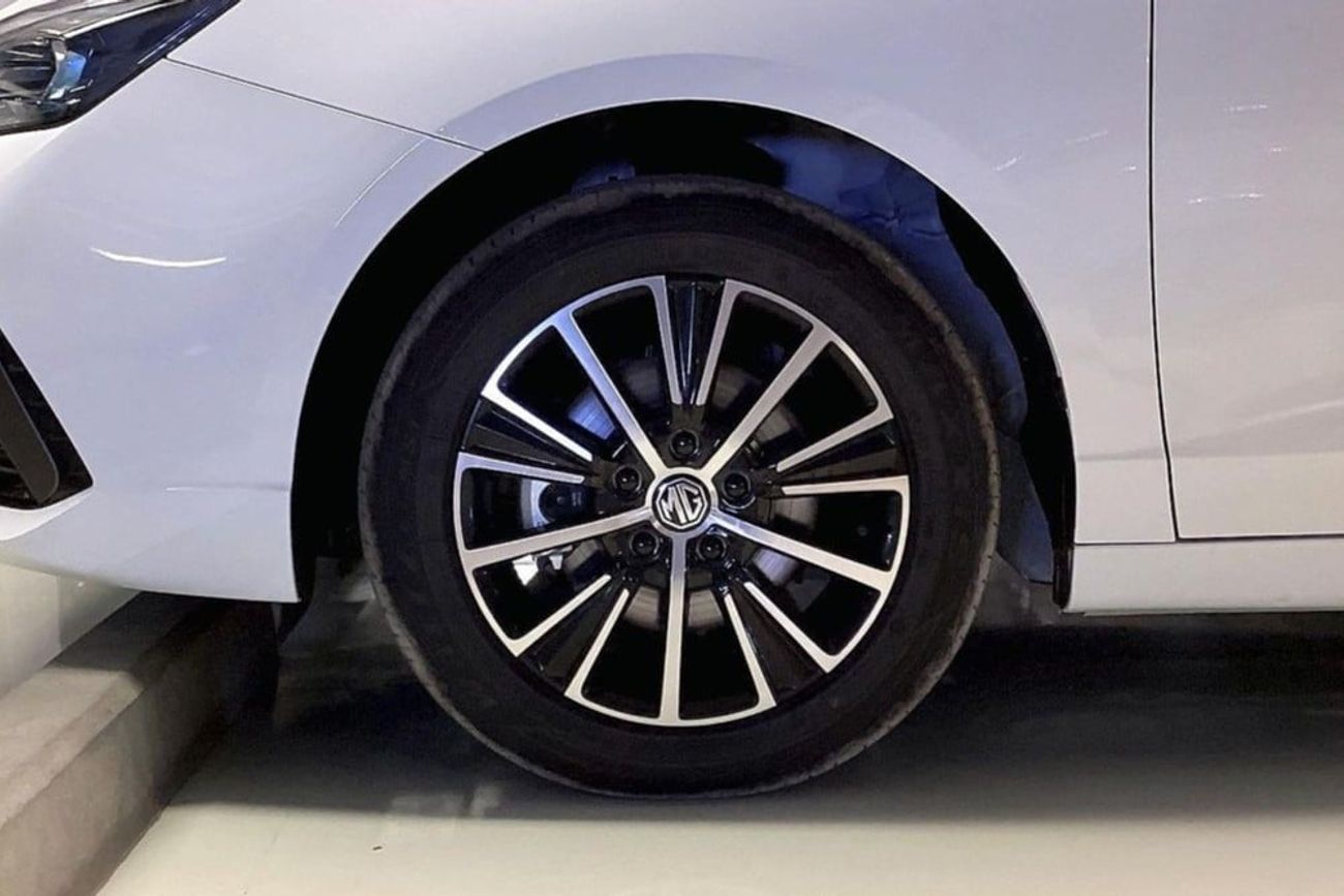 أم جي 5 Luxury | Start 2026 with the ideal drive | شامل الضمان | 0 ﺪﻔﻋﺓ ﺃﻮﻟﻯ