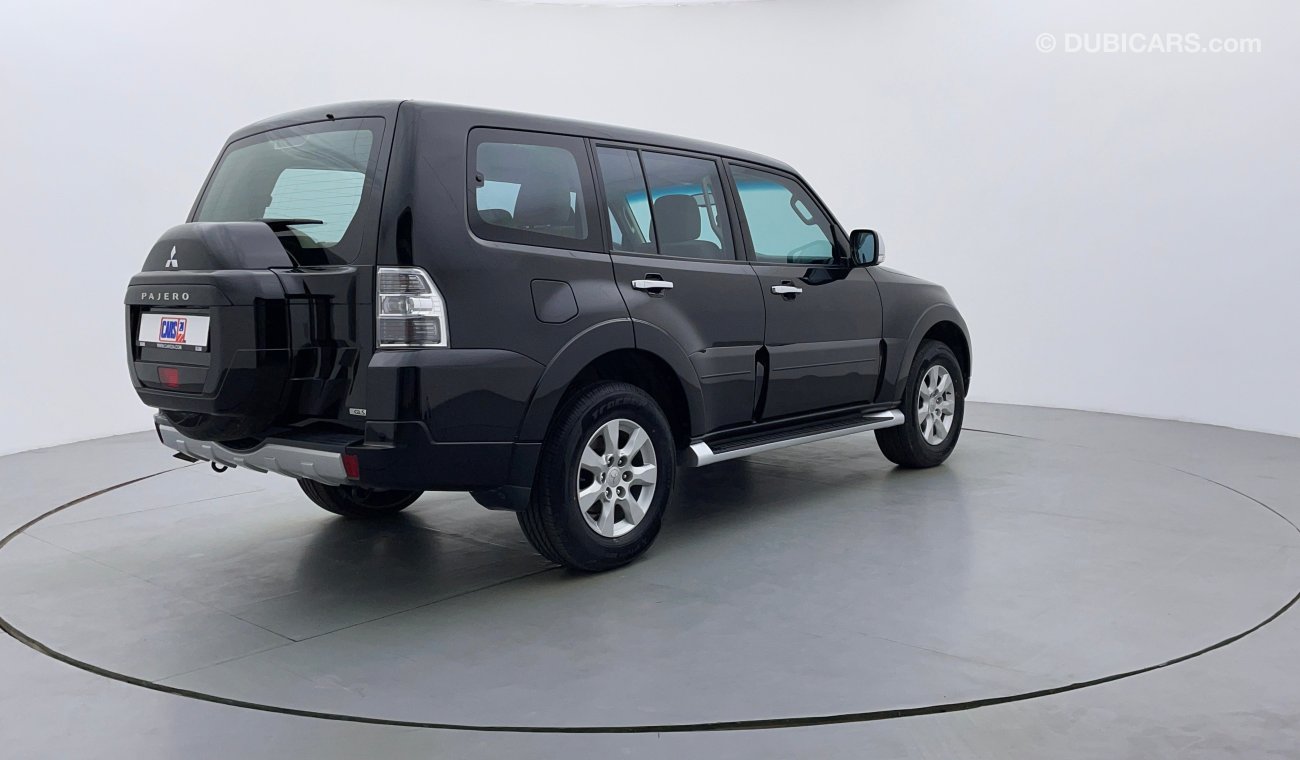 Mitsubishi Pajero 3.5 L BASE 3500