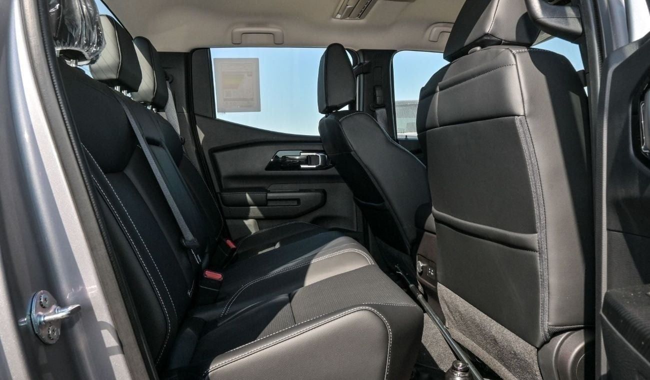 Mitsubishi L200 Brand New Mitsubishi L200 2025 For Export Only ! 2.5L 4WD Diesel GLS | A/T | Silver/Black |L200-GLS-