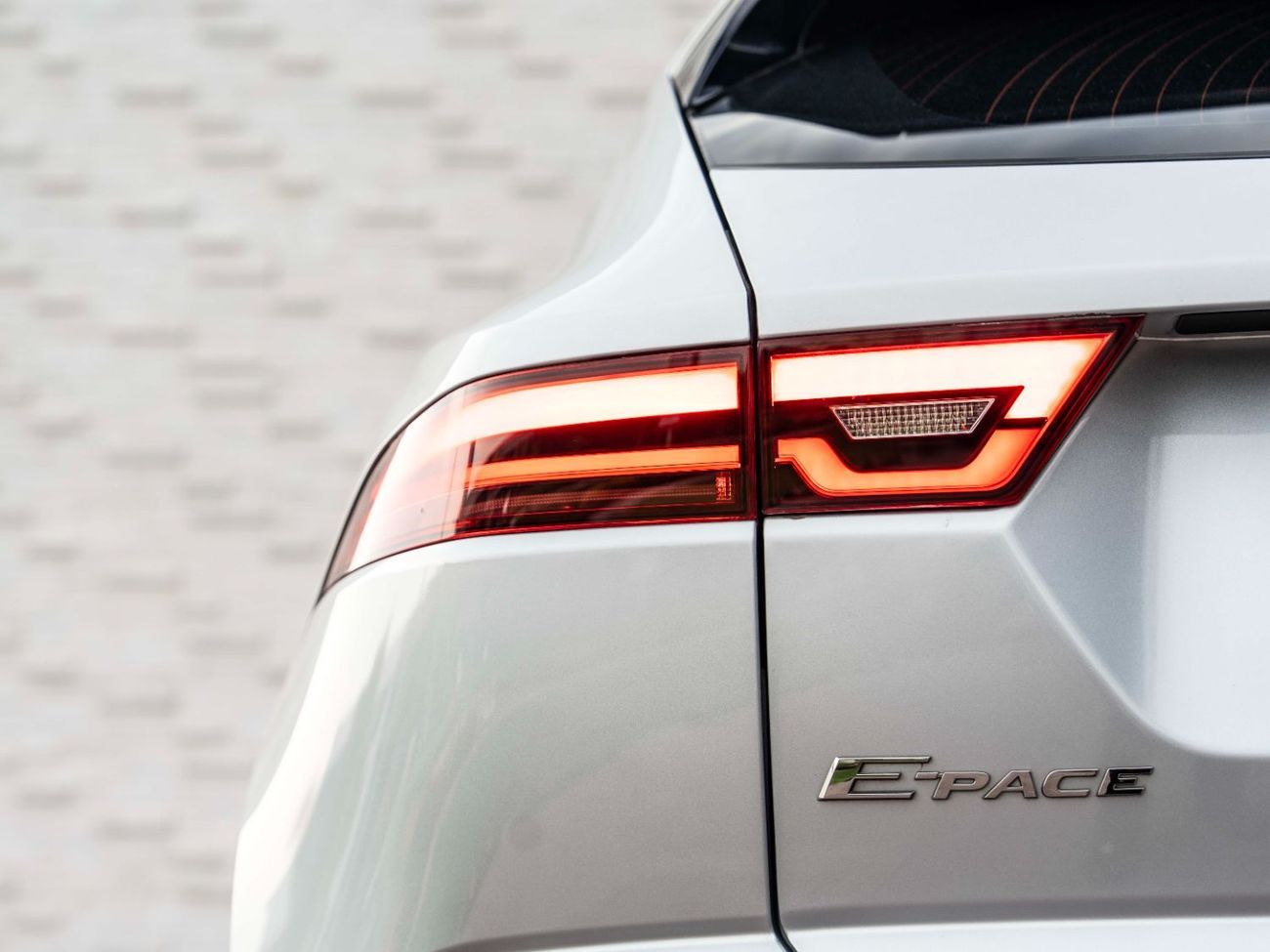 Jaguar E Pace SE P250 2.0L