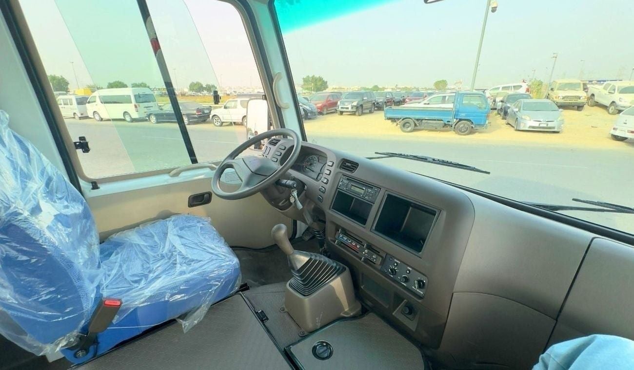 ميتسوبيشي روزا Mitsubishi Rosa MITSUBISHI ROSA DIESEL 4.2L 34 SET 2024