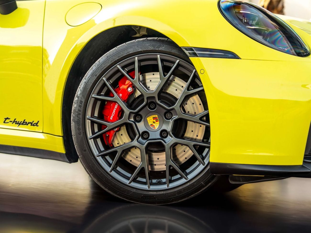 Porsche 911 Targa 4GTS 3.0L (450 HP)