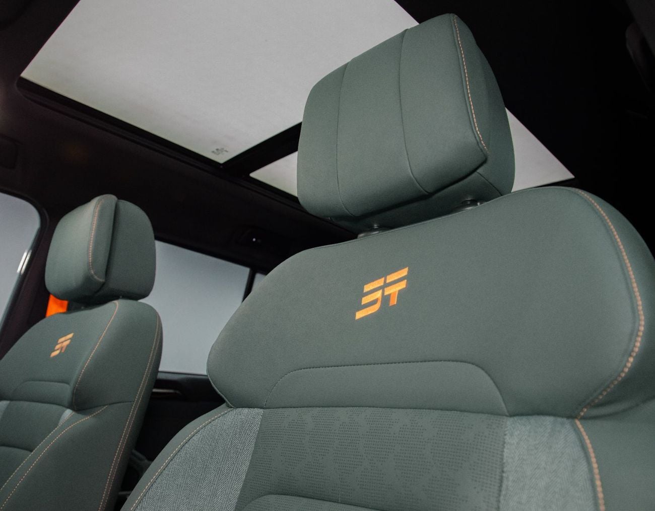 Jetour T2 LUX