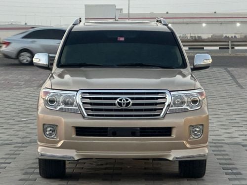 تويوتا لاند كروزر VXRi V8 GCC