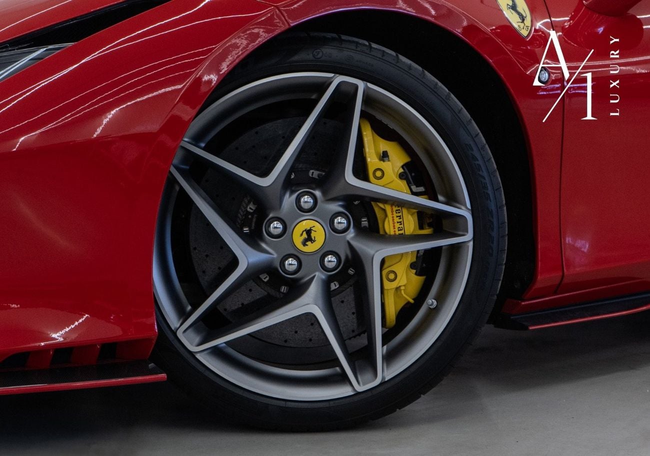 فيراري ف ٨ سبيدر 3.9T V8