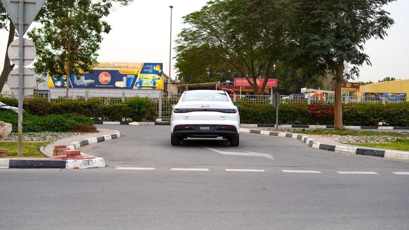 بي واي دي سيل 05 DM-i 2025 BYD Seal 05 DM-i | 1.5L Hybrid (Plug-In) | For Local Registration +10% + Warranty