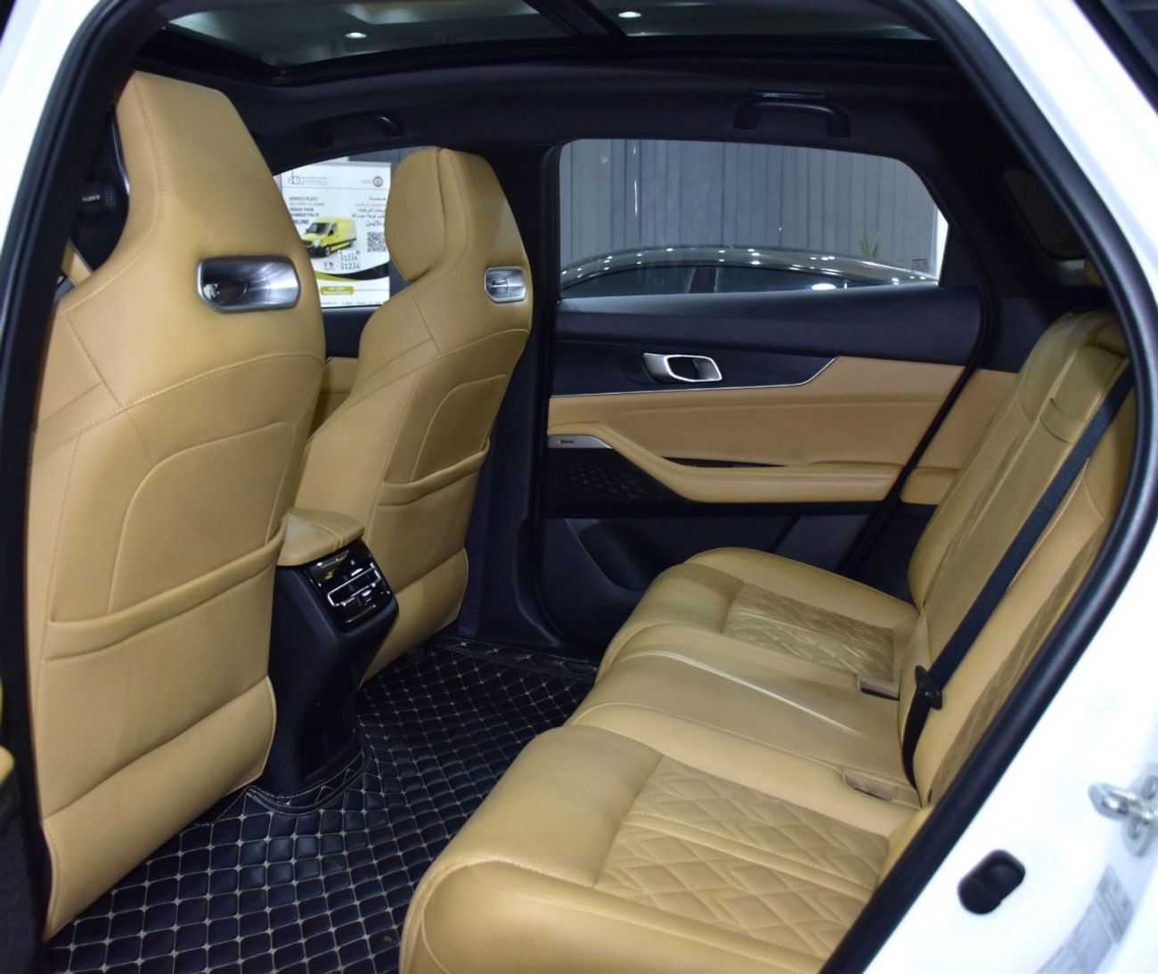 تشنجان يوني ك EXCELLENT DEAL for our Changan UNI-K AWD ( 2024 Model ) in White Color GCC Specs