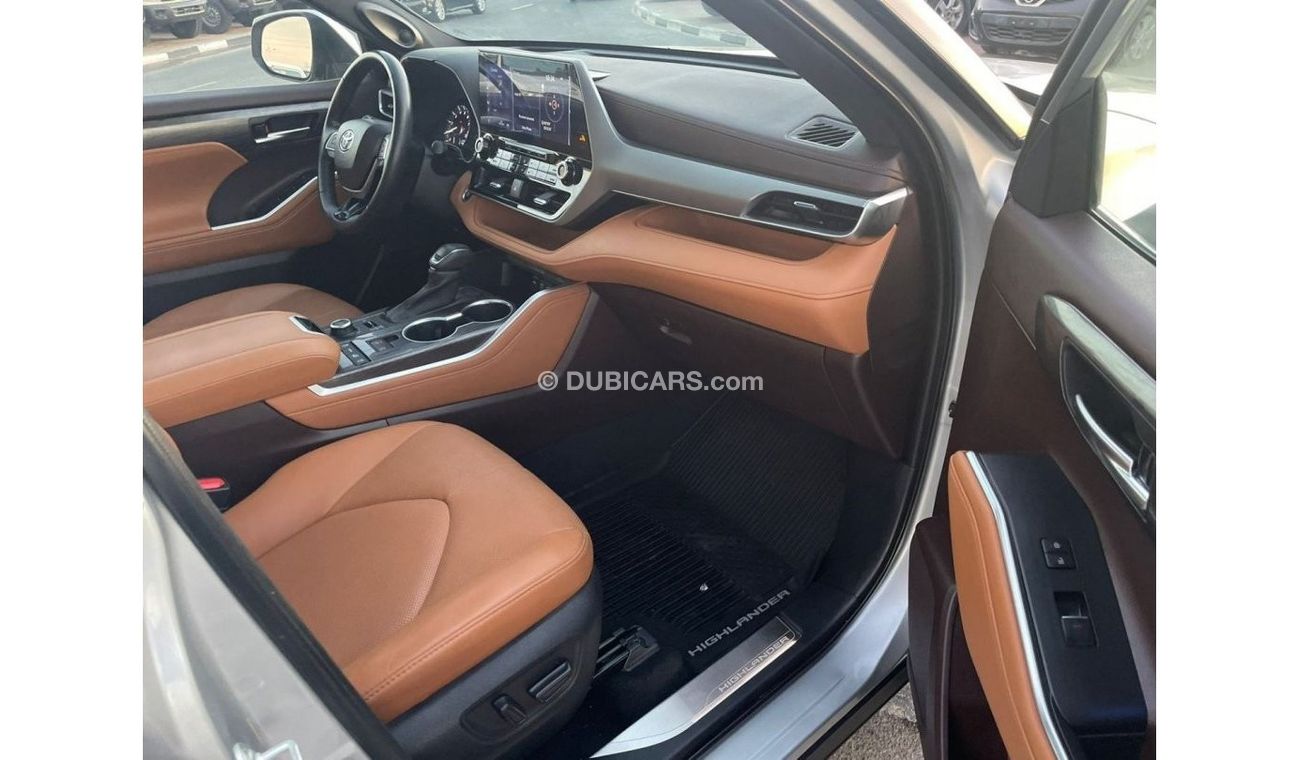 Toyota Highlander 2020 Toyota Highlander Platinum 4WD 3.5L V6 /