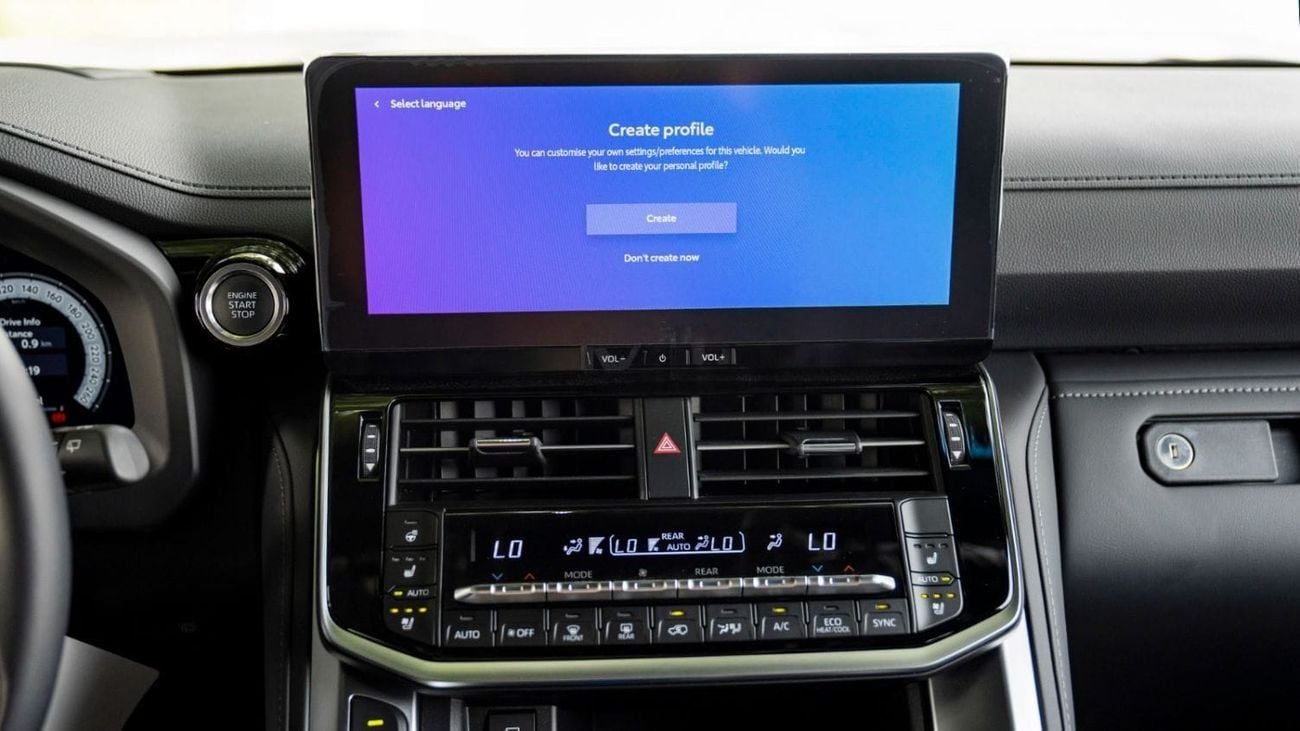 تويوتا لاند كروزر LC300 VXR 3.3L Diesel MY2025