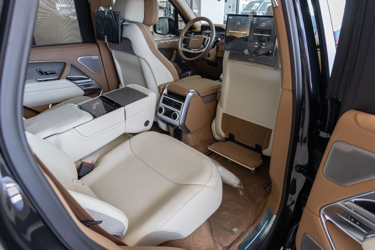 Land Rover Range Rover SV LWB P615 Range Rover | Vogue | SV | GCC | 4.4L Twin-Turbo V8 | SWB | AWD | VIP Rear Seats | 2026