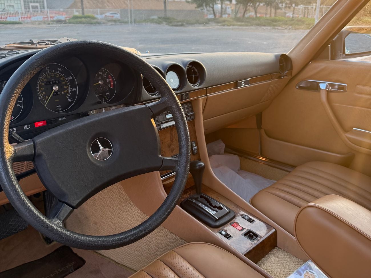 مرسيدس بنز 380SL STD