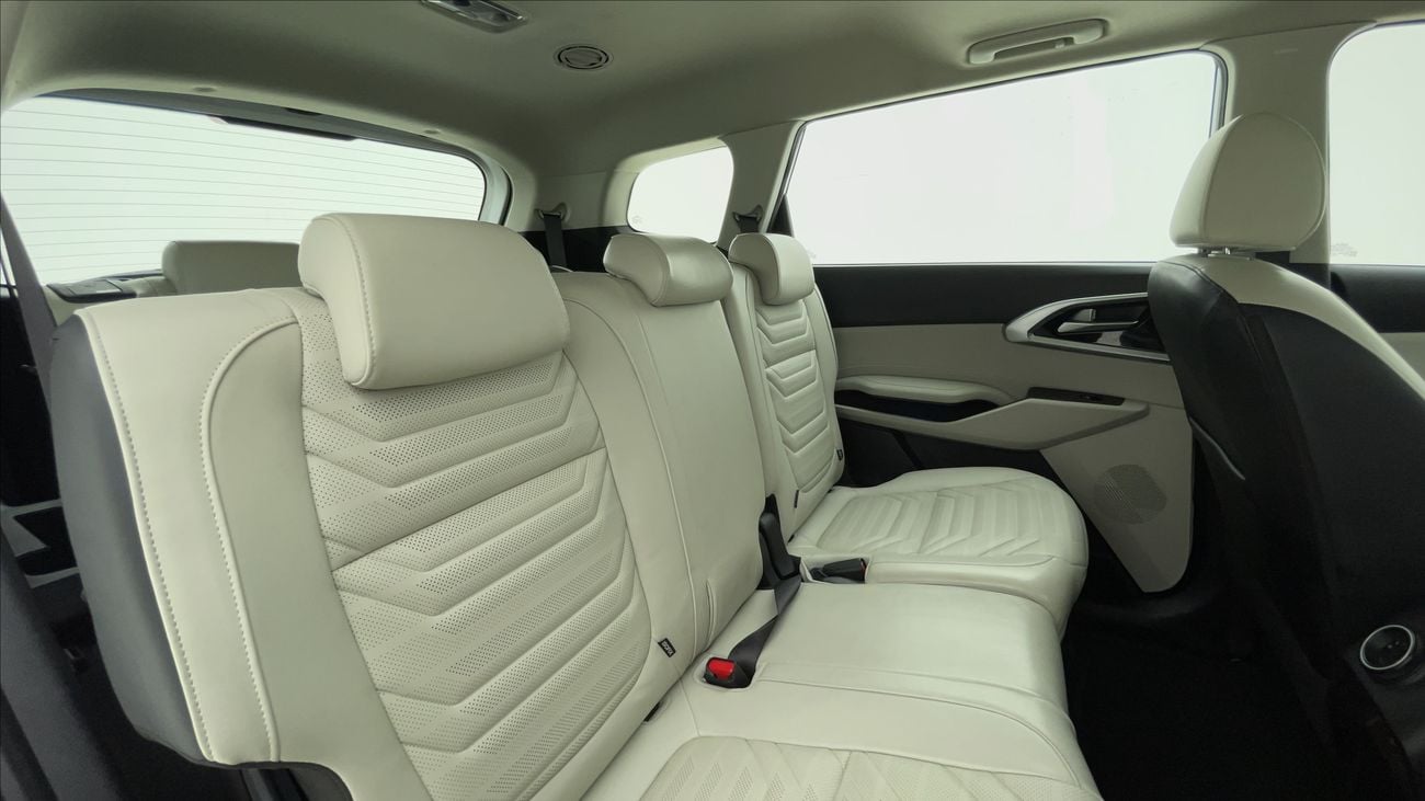 Kia Carens EX 1.5 | Zero Down Payment | Free Home Test Drive