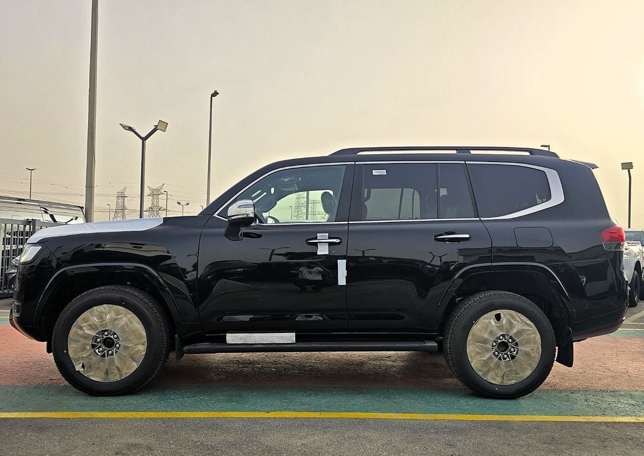 Toyota Land Cruiser VX Toyota Land Cruiser 3.3L Diesel A/T 4WD SUV With radar Black Color 2026 Model