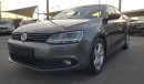 Volkswagen Jetta Getta model 2015 GCC car prefect condition full option sun roof leather seats back camera back air c