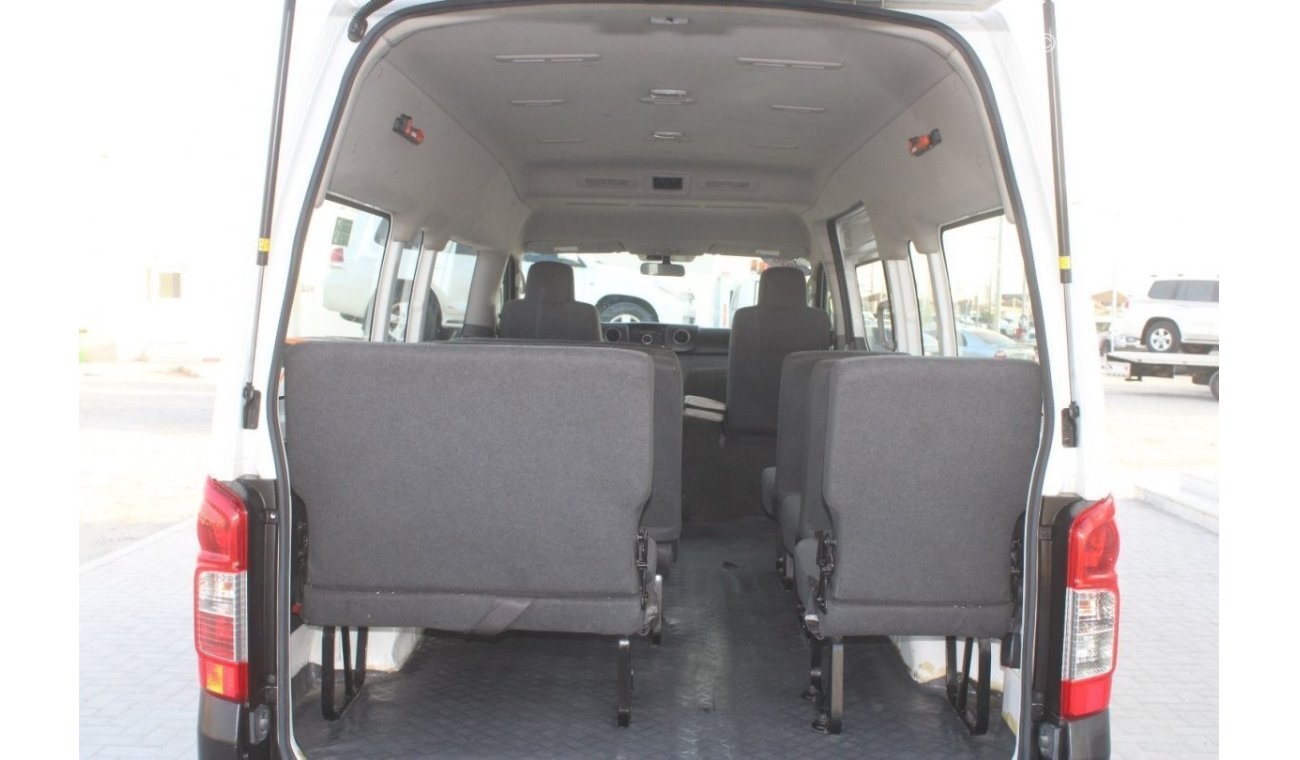 Nissan Urvan Nissan Urvan Hi-Roof 2020 GCC, in excellent condition, without accidents