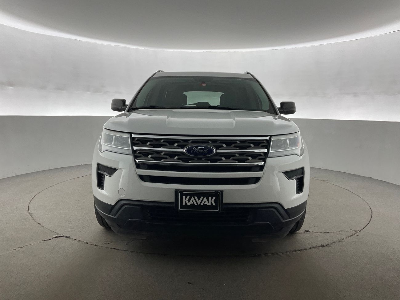 Ford Explorer XL / Standard | National Day Celebration | Guaranteed Warranty | 0 Down Payment