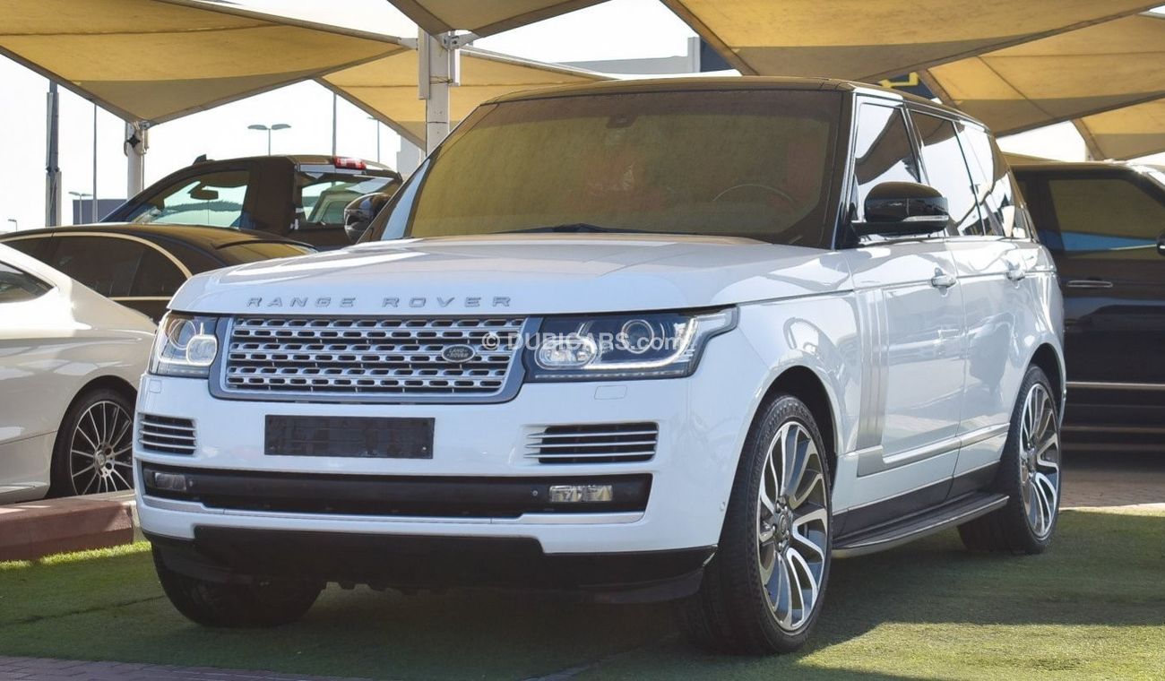 Used Land Rover Range Rover 2014 for sale in Sharjah - 590250