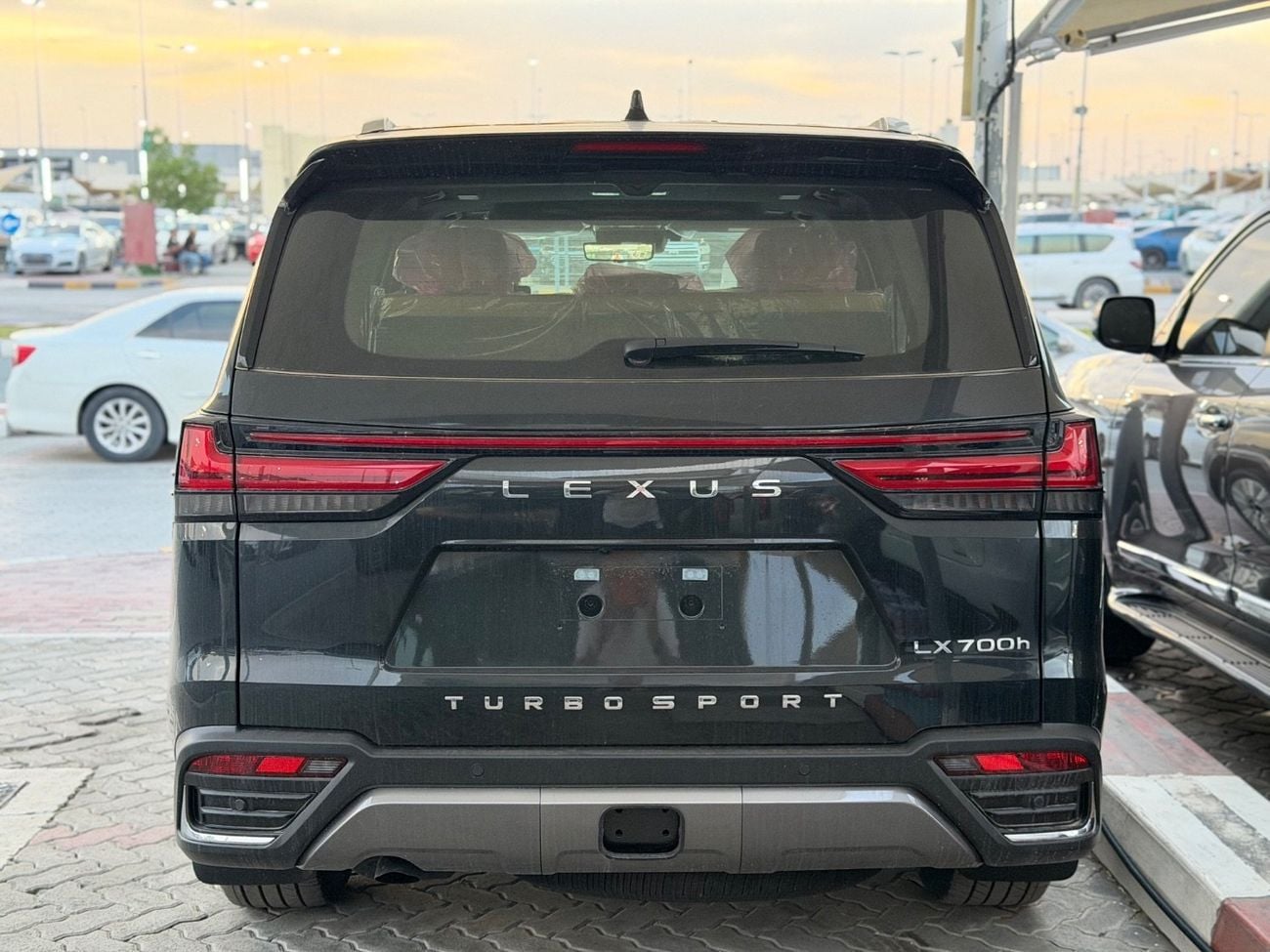 لكزس LX 700h LX 700 H || 25 speakers || 2026