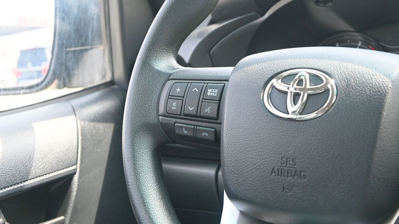 تويوتا هيلوكس Toyota Hilux 4x4  2024 2.4L Diesel Double Cab Transmission Manual Grey Outside Black inside