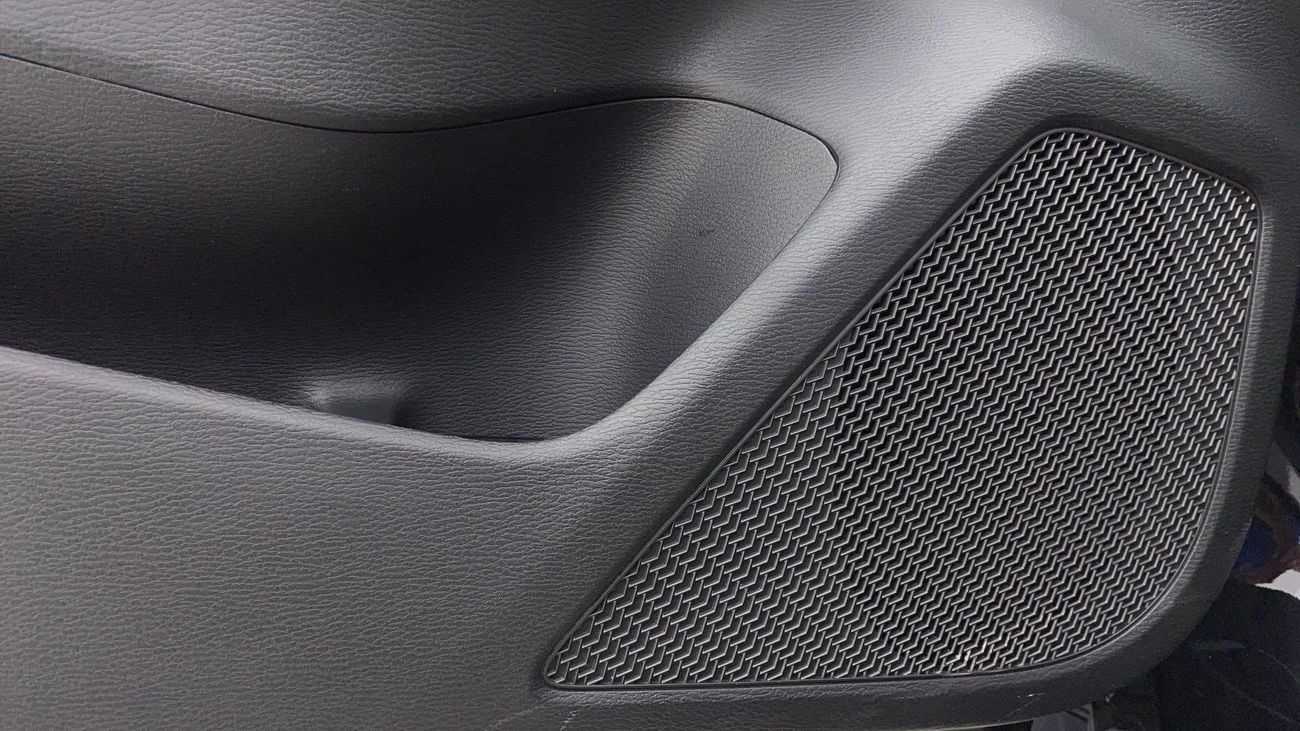 Mitsubishi Outlander HL SYNTHETIC LEATHER SEATS WITH SUNROOF 2.5 | Zero Down Payment | Free Home Test Drive