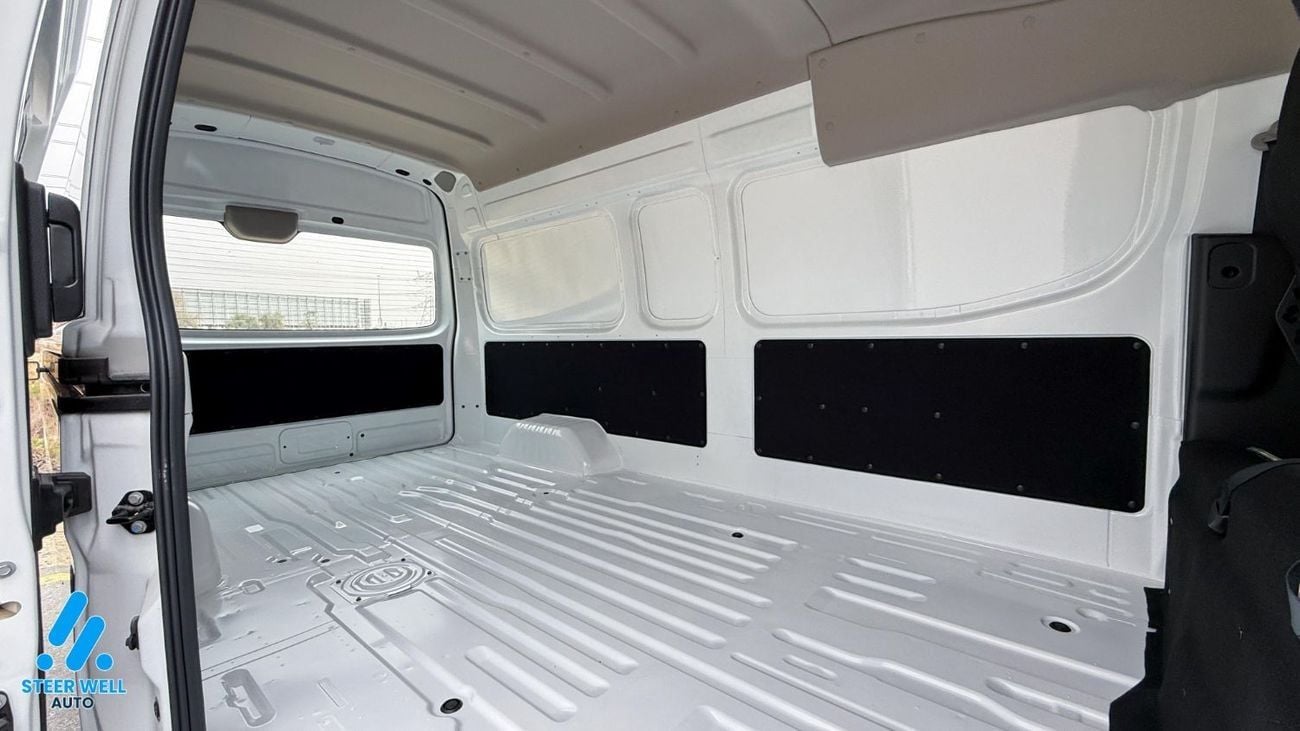 Nissan Urvan HIGH ROOF WIDE BODY 3-Seater Manual (4-Door) NV350 2024 Hi Roof Dry Van 2.5L Petrol Manual GCC Specs