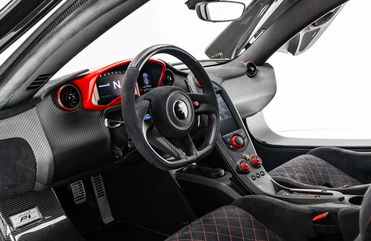 McLaren P1 3.8L V8 Twin-Turbocharged + Electric Motor