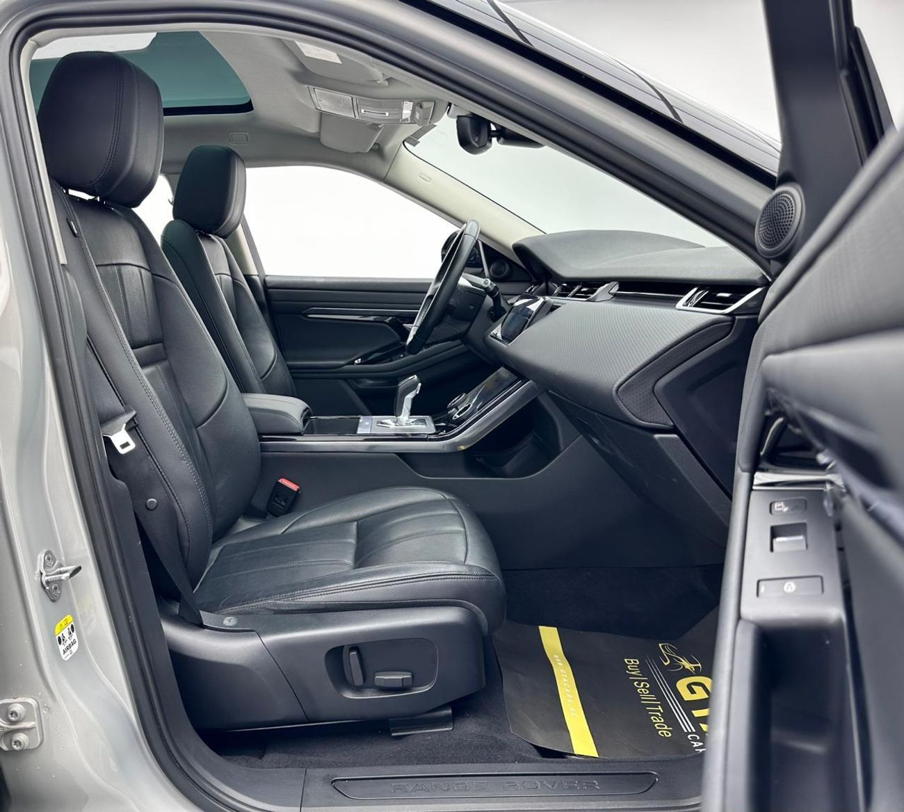 لاند روفر رانج روفر إيفوك 2020 Range Rover Evoque S P200, 1 Year Unlimited Kms Warranty, Range Rover Full Service History, GCC