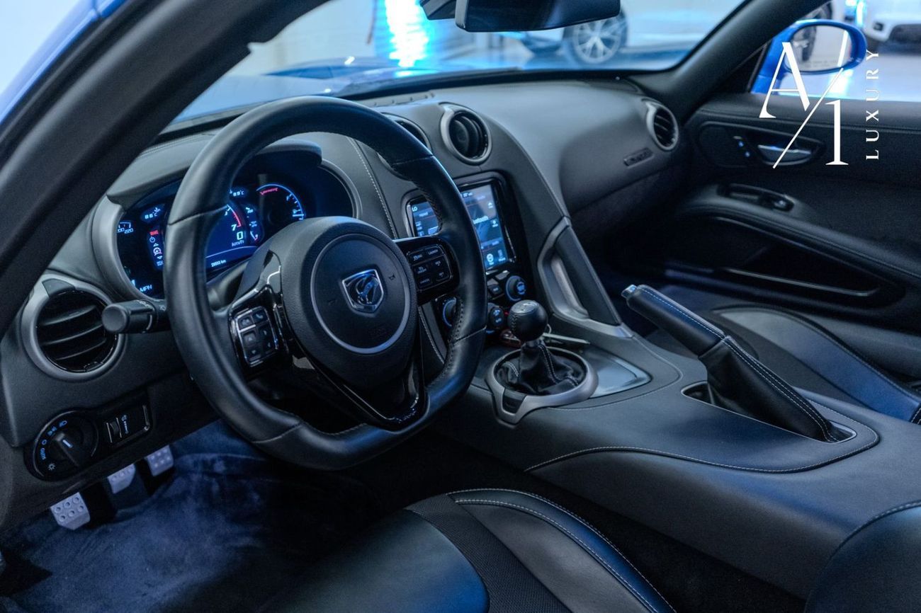 Dodge Viper SRT10 8.4L 2015 Dodge Viper SRT, Full Dodge Service History, Competition Blue, Manual Transmission,