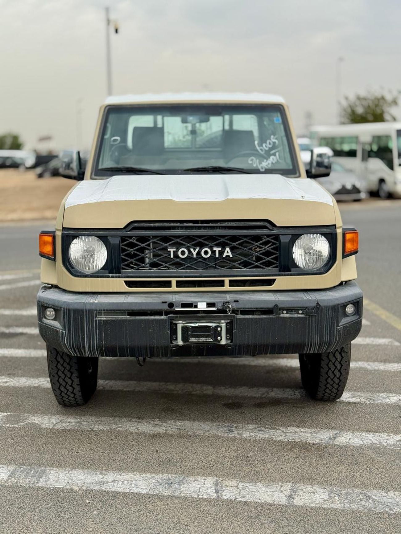 تويوتا لاند كروزر بيك آب SC 4.0L