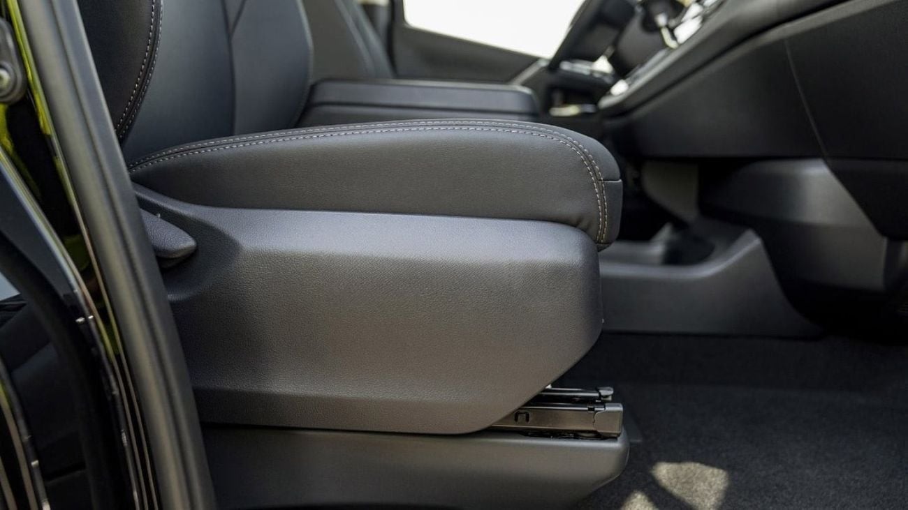 Toyota Granvia Toyota Granvia 3.5L petrol VIP 2024