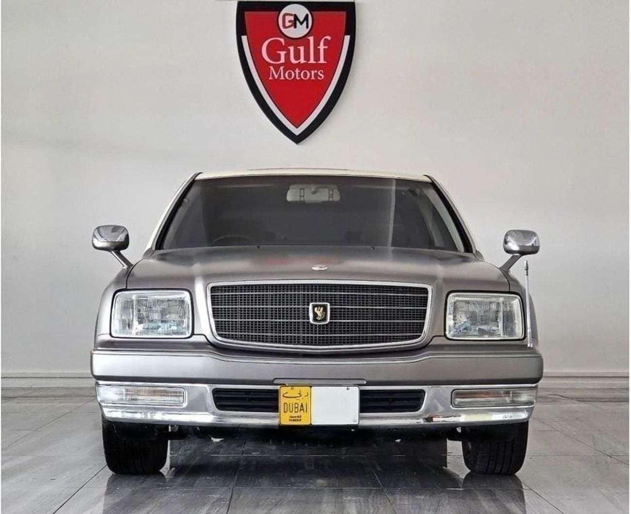 تويوتا سنشري CLASSIC 5.0L-12CYL - EXCELLENT CONDITION JAPANESE SPECIFICATION