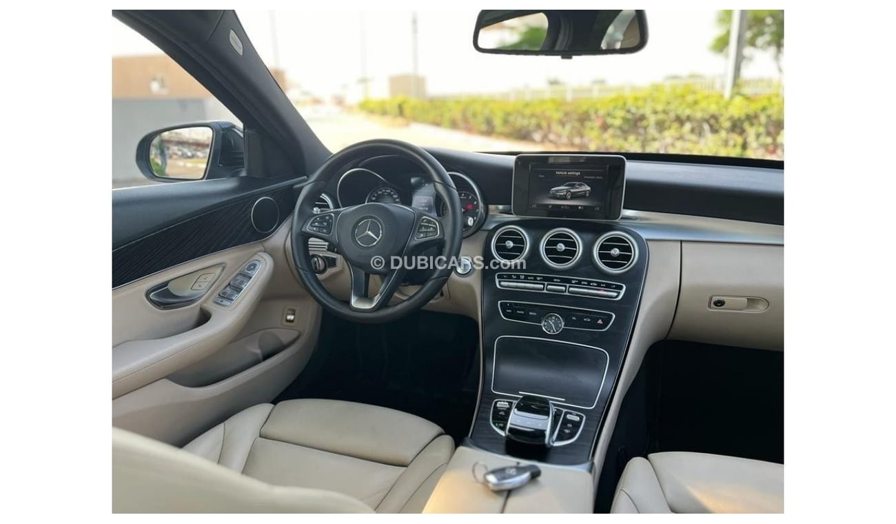 Mercedes-Benz C 200 MERCEDES BENZ C200 2016 GCC FULL OPTIONS IN PERFECT CONDITIONS