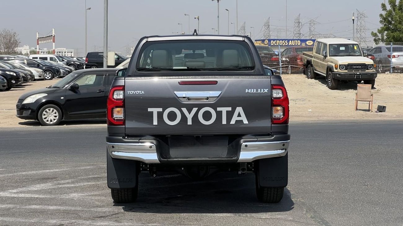 تويوتا هيلوكس S GLX 2.8L 4WD A/T