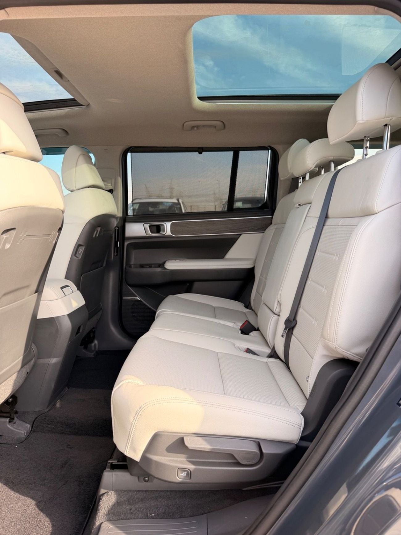 هيونداي سانتا في Limited 2.5L // panoramic, 360 camera// full option 2024