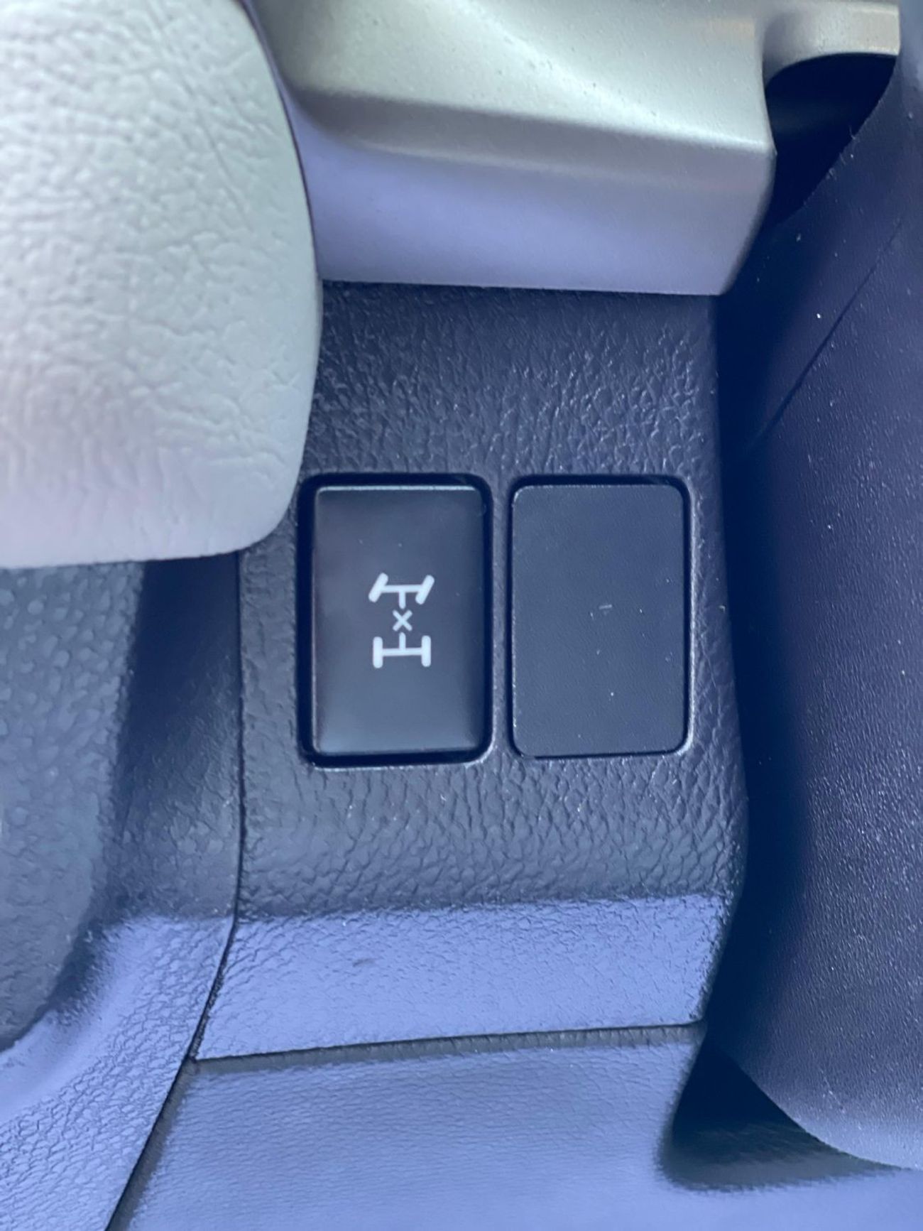 Toyota RAV4 VXR Rav4 XLE FULL OPTIONS 4X4