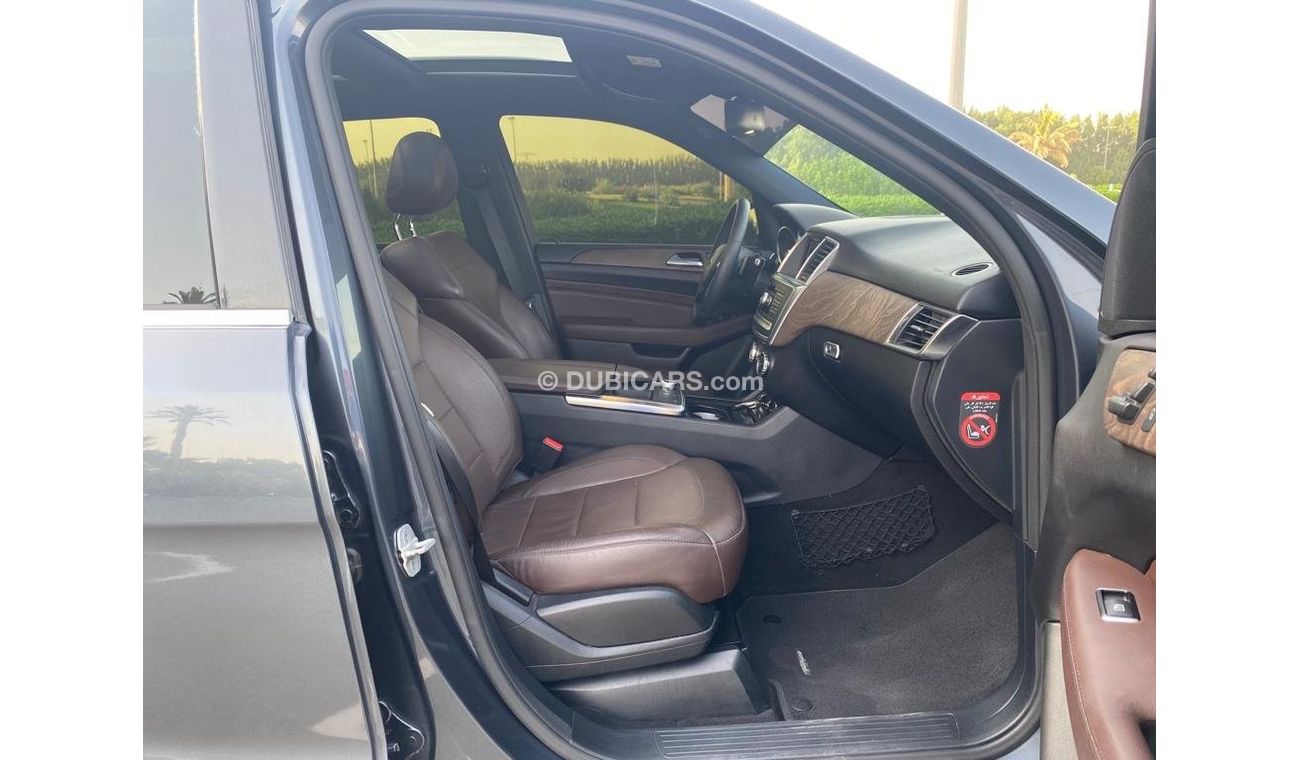 Mercedes-Benz ML 350 AMG Mercedes ML-350 2014 GCC V6 Perfect Condition - Full Option