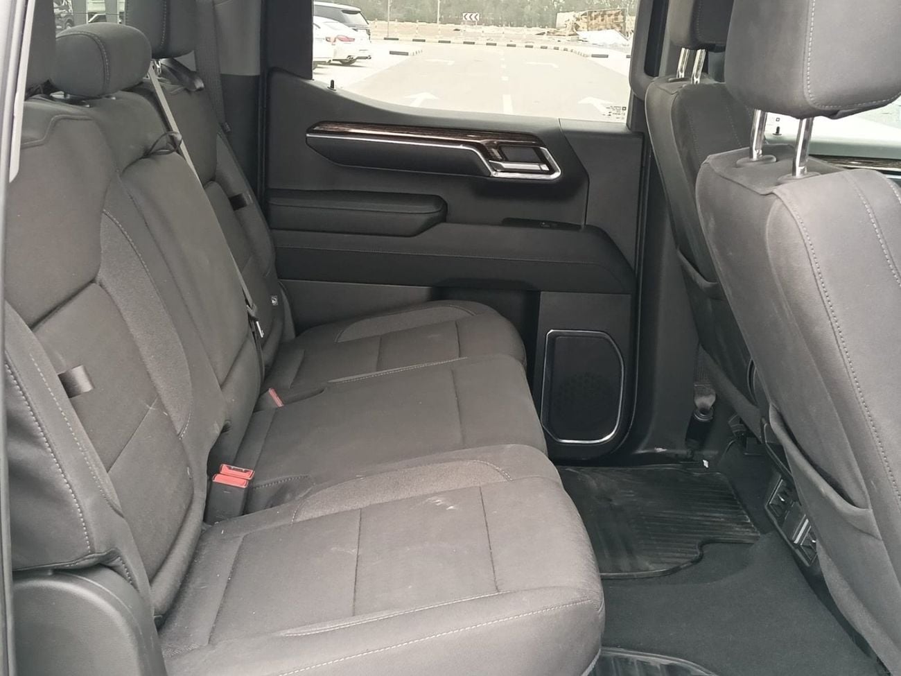 GMC Sierra 2.7T SLE Crew Cab (FWD)