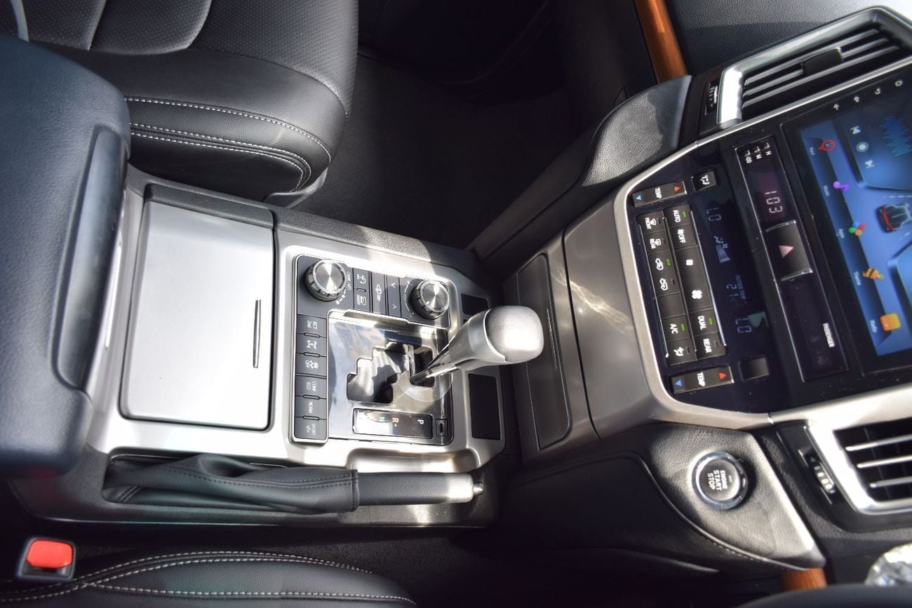 Toyota Land Cruiser  V8 Diesel 4.5L Upgraded-2025 (Export Only)