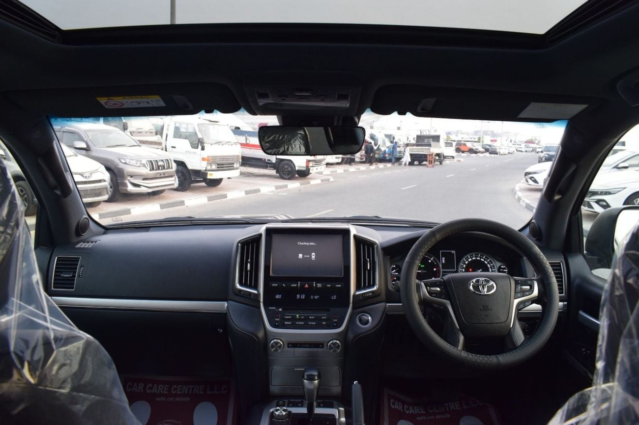 Toyota Land Cruiser 2018 TOYOTA LAND CRUISER  VX V8