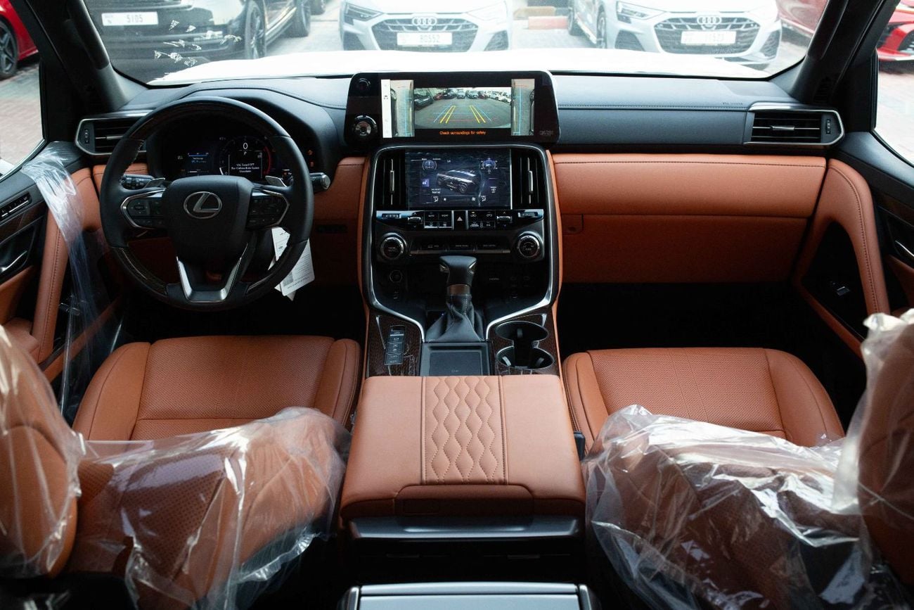 Lexus LX600 VIP