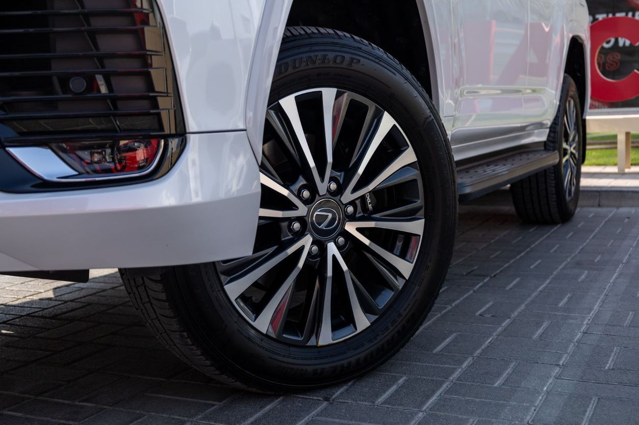 لكزس LX 600 Signature 3.5L ( CYL)