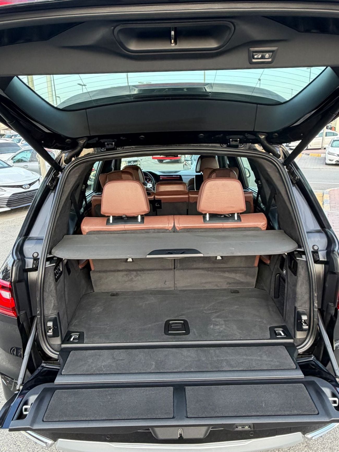 بي أم دبليو X7 40i PURE EXCELLENCE بي ام  X7 40i 2020 XDrive and Visual